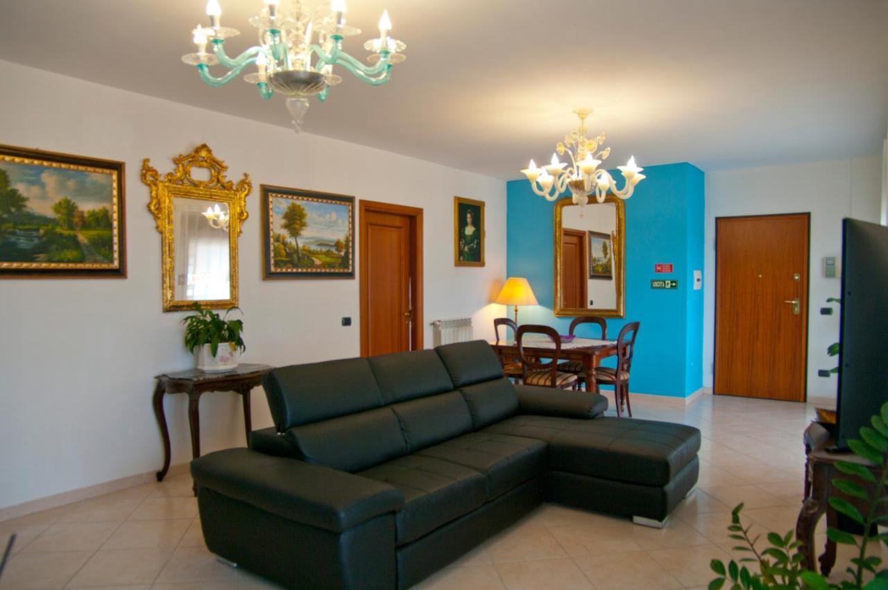 B&Byanet'S Beautiful House Civitavecchia Exterior foto